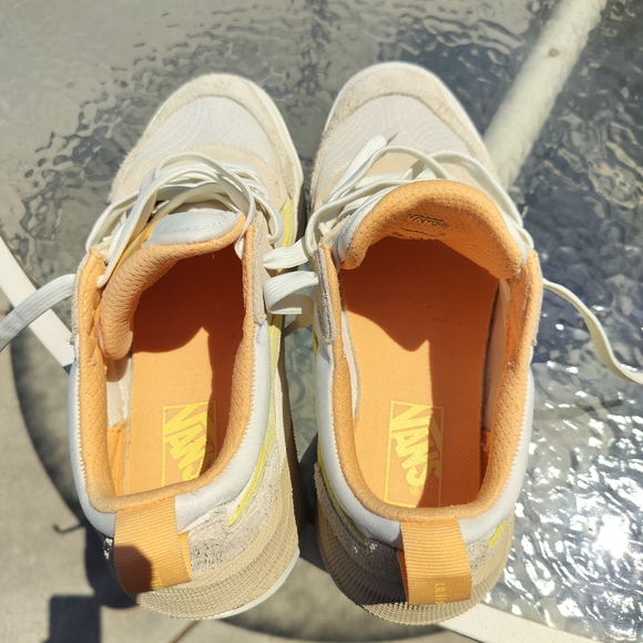 Vans Beige and White Sneakers - Picture 14 of 15